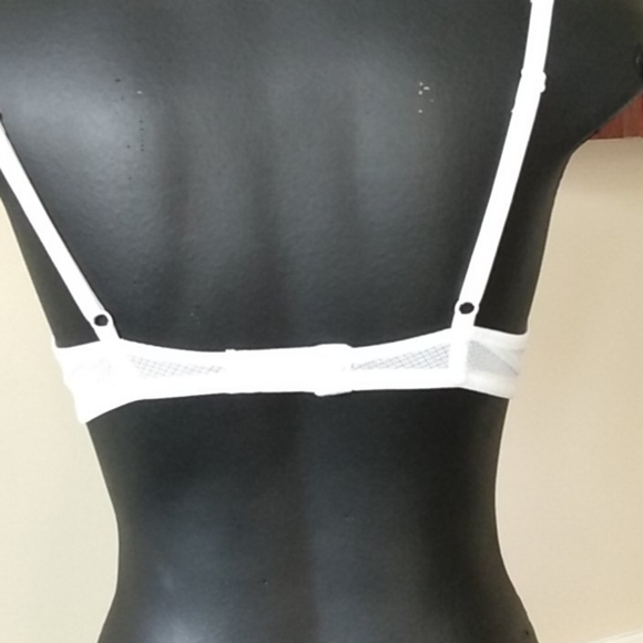 Bra - Picture 3 of 6